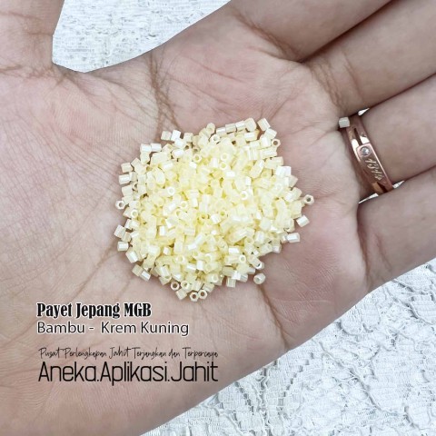 50 GRAM PAYET JEPANG MGB BAMBU / PASIR 343 KREM KUNING