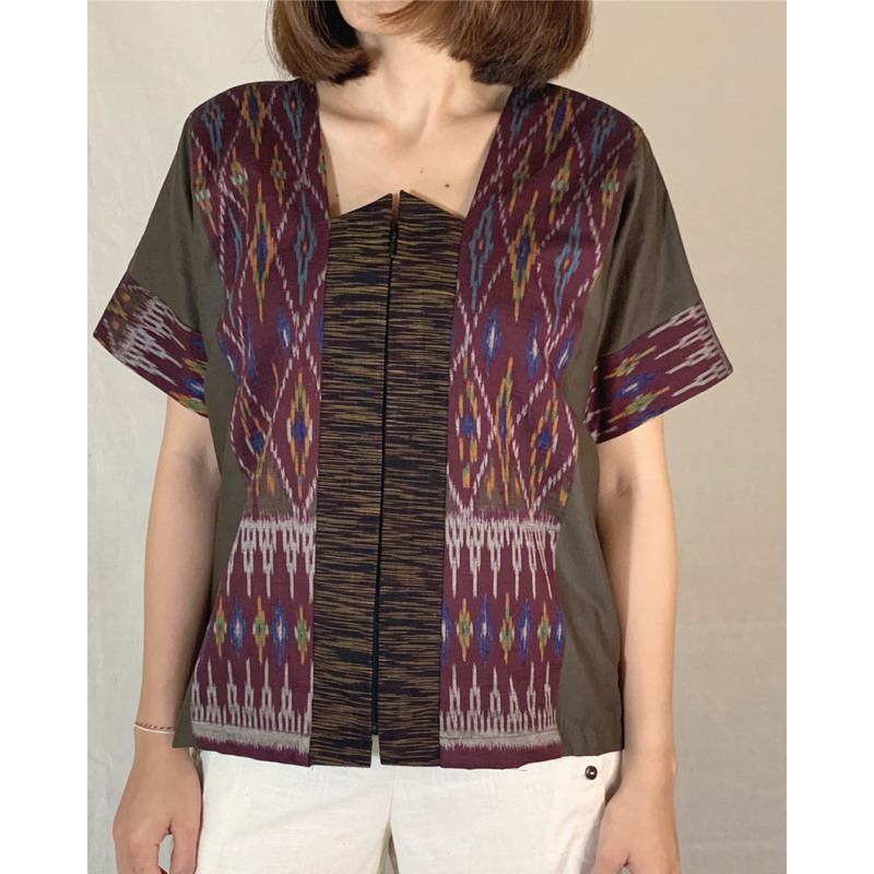 SAGARA Aksita Blouse Wanita (Kombinasi Linen &Tenun Endek Bali)