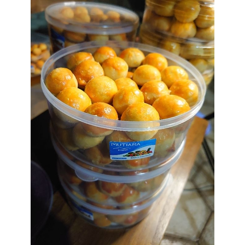 

KUE NASTAR PREMIUM 500gr Toples plastik tidak mudah pecah