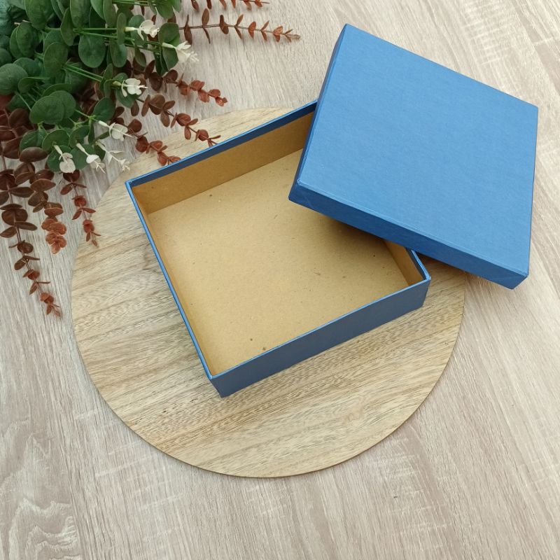 

box hampers gift box hampers lebaran