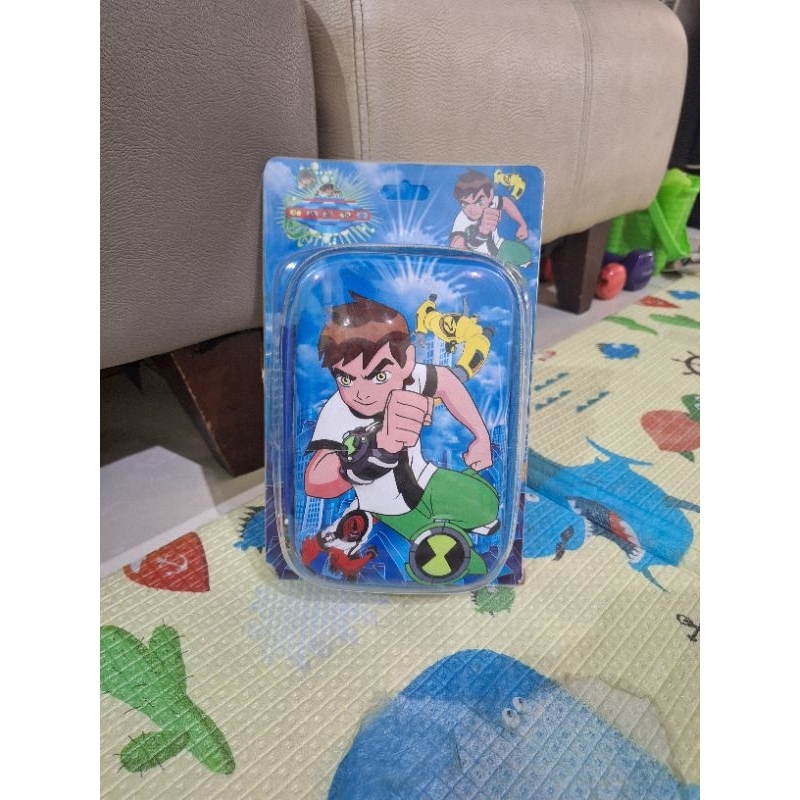 

Tempat Pensil karakter Besar