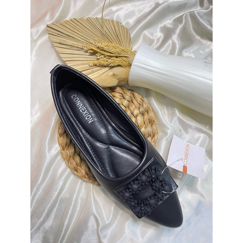 sepatu flatshoes flat connexion hitam wanita kerja kantor