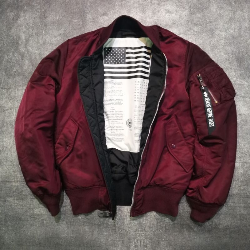 𝘼𝙡𝙥𝙝𝙖 𝙄𝙣𝙙𝙪𝙨𝙩𝙧𝙞𝙚𝙨 𝘽𝙇𝙊𝙊𝘿 𝘾𝙃𝙄𝙏 MA-1 bomber Reversible / alpha industries MA-1