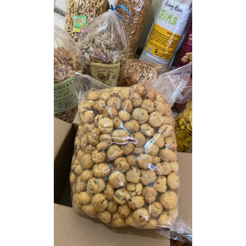 

SOES COKLAT CROWN LUMER 250gr. Coklat lumer polll