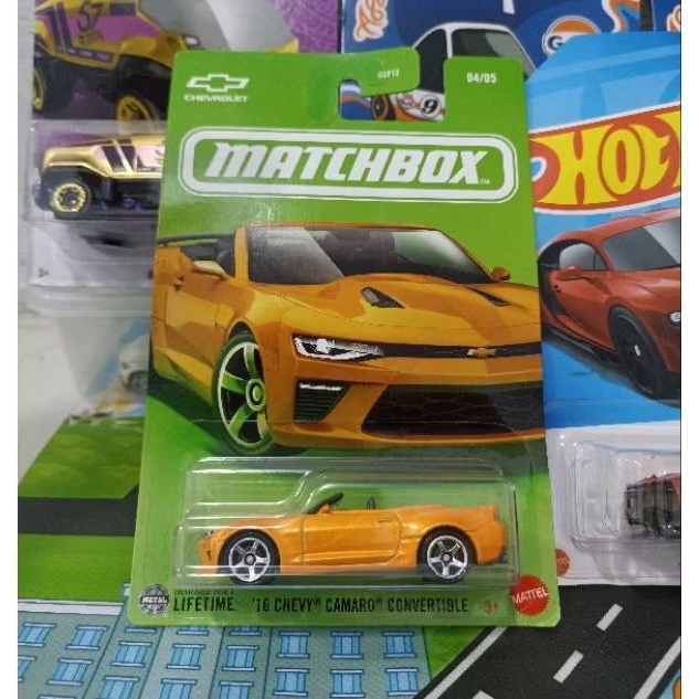 Matchbox Spesial 16 Chevy Camaro Convertible Kuning