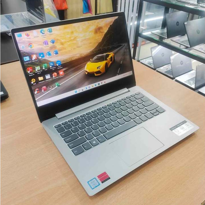 Laptop Second Lenovo Ideapad 330s-14IKB / Core i7 Gen 8 / Double VGA