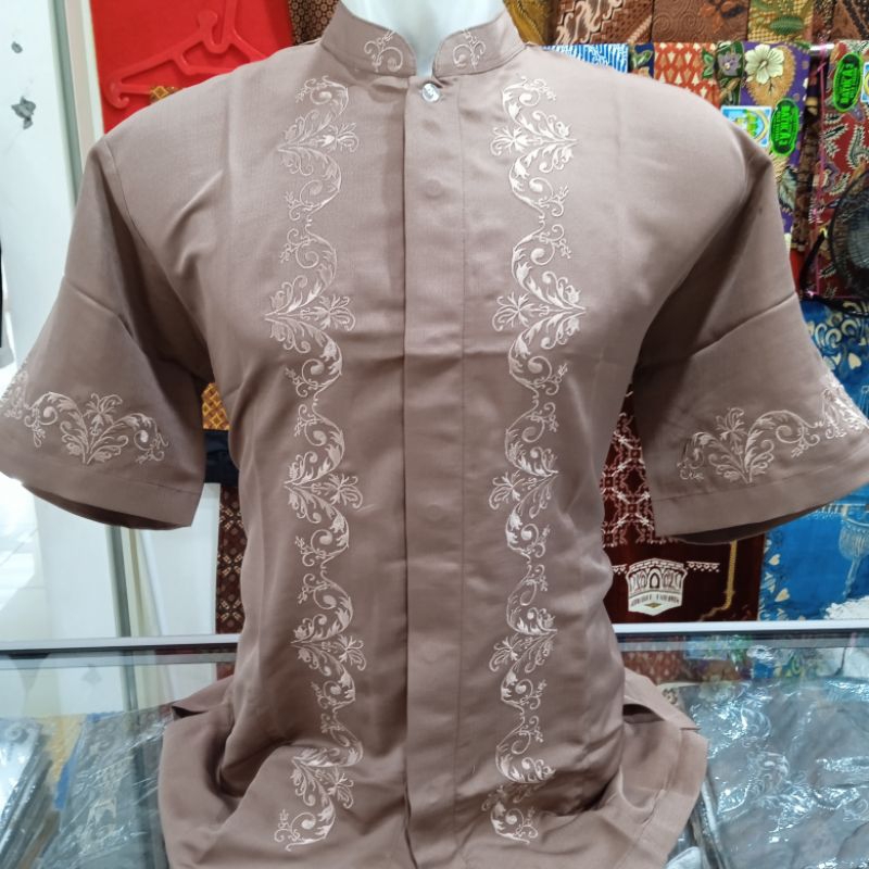 Baju Muslim Pria Taluak Balango Bordiran Khas Bukittinggi Agam Lengan Pendek Warna Mocca