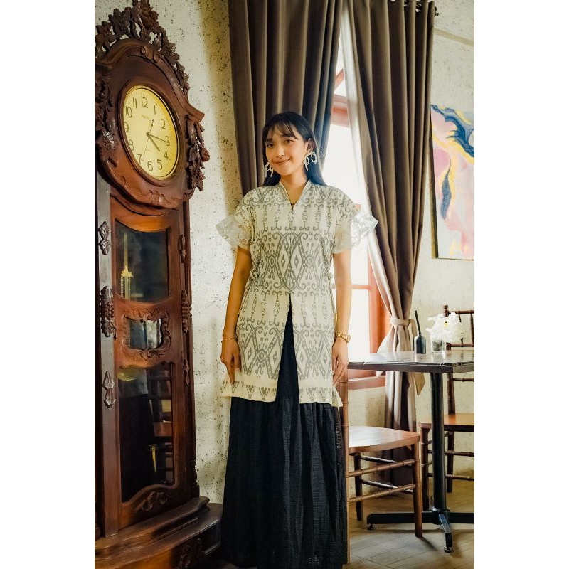 Dress/Outer Tenun Blanket Premium Lombok NTB//Outer Wanita Lengan Pendek