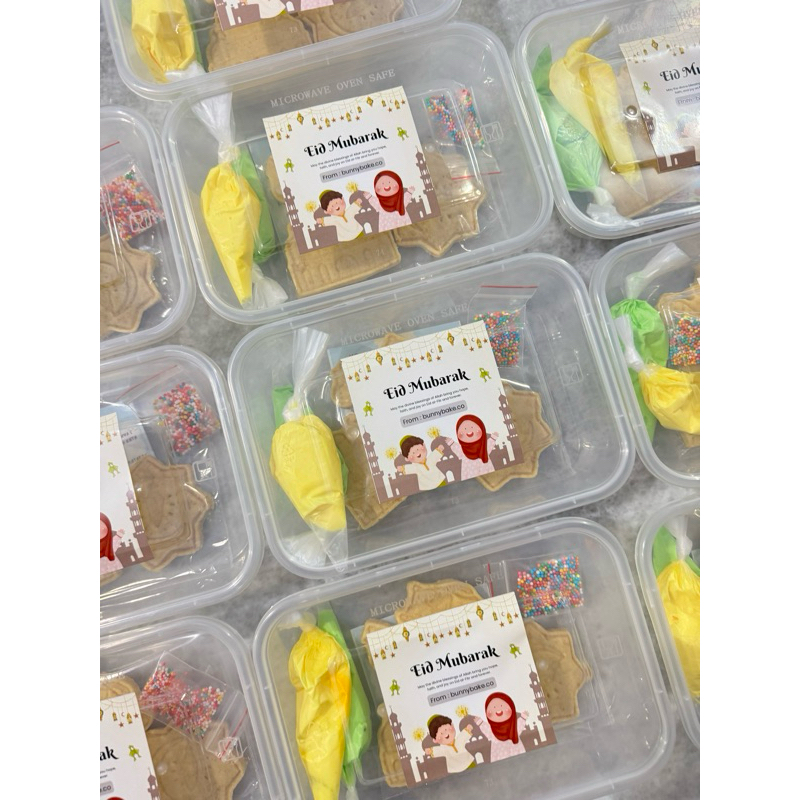 

COOKIES LEBARAN MINI Hampers dan DIY KIT BY BUNNYBAKE.CO