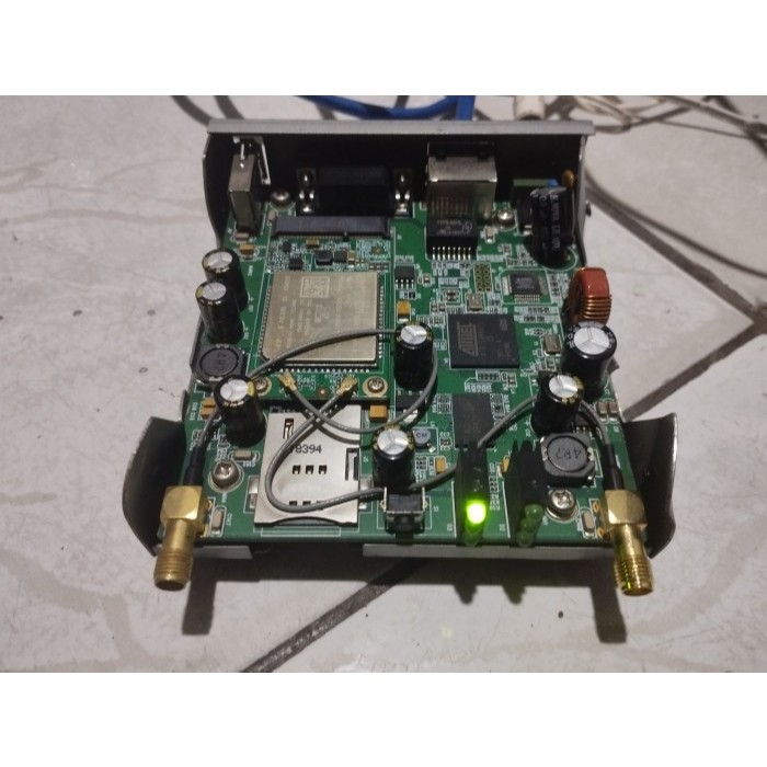 Modem Robustel R3000 DUAL SIM Industrial router R3000 -L3P (tanpa casing atas)