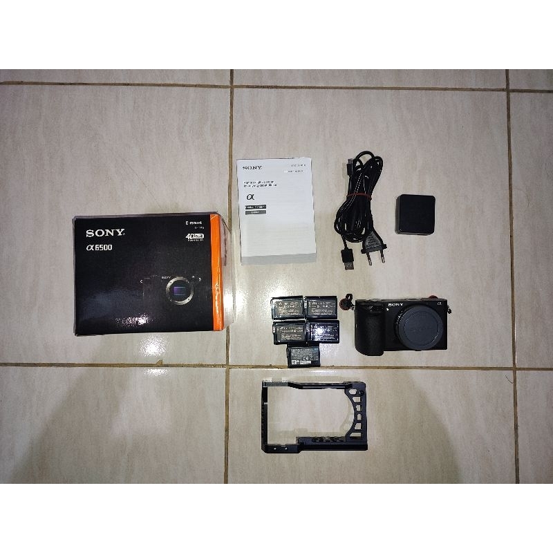 (NEGO) SONY A6500 + 7Artisans 50mm F1.8 - BEKAS