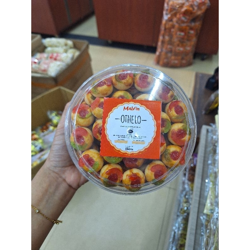 

kue lebaran Othelo sanjai rina