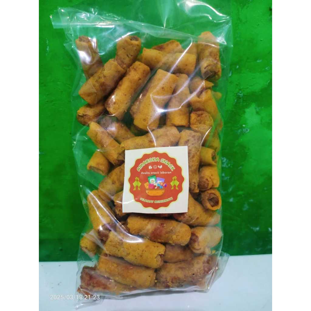 

Sumpia / Kue Lumpia kering / Lumpia Kecil / Lumpia Abon