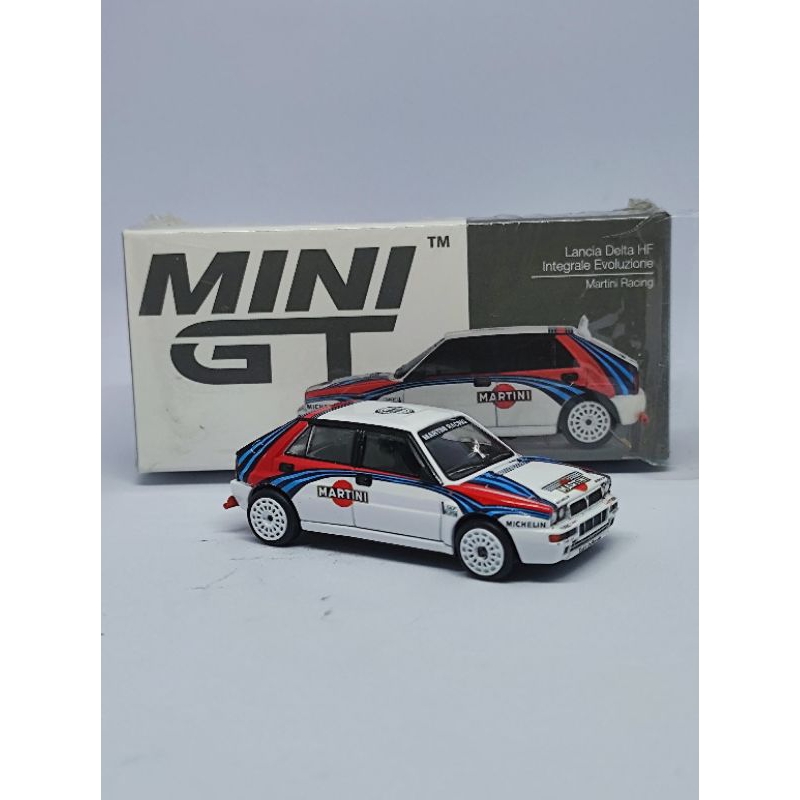 MiniGT - Lancia Delta HP Integrale Evoluzione Martini Racing 300