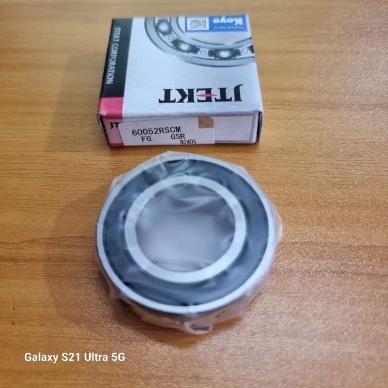 laher 6005 NTN KOYO rubahan laher kruk as vespa px kanan