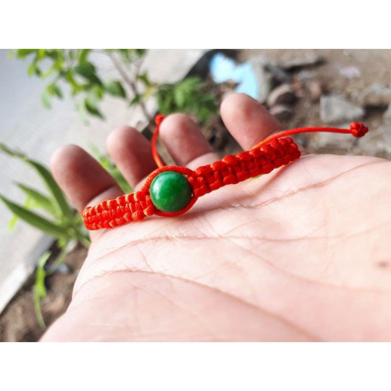 gelang bohemian tali merah giok hijau keberuntungan