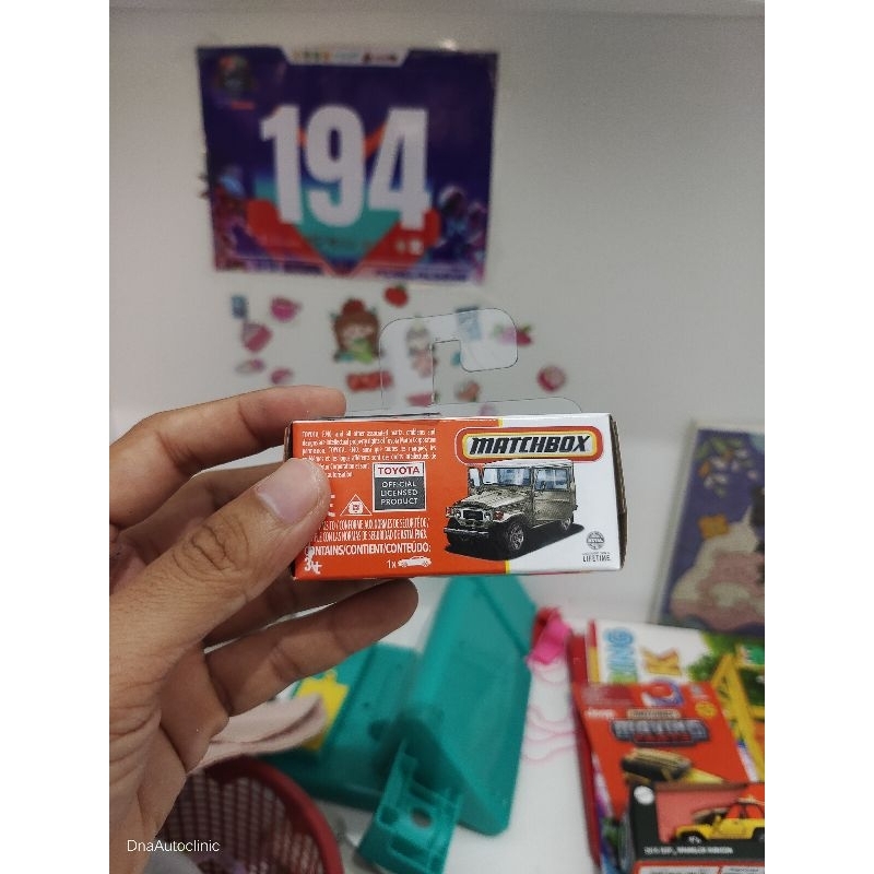 matchbox fj 40 - fj cruiser - jeep wrangler