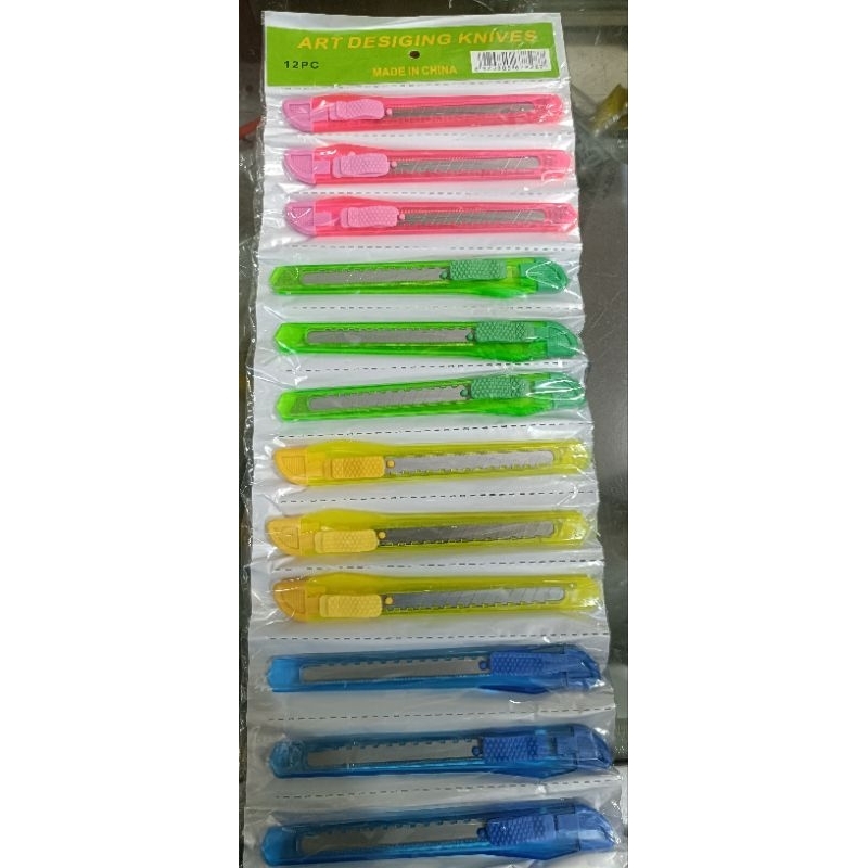 

[12pcs] CUTTER TRANSPARAN WARNA | CUTTER TRANSPARAN KECIL | PISAU KECIL | CUTTER KECIL