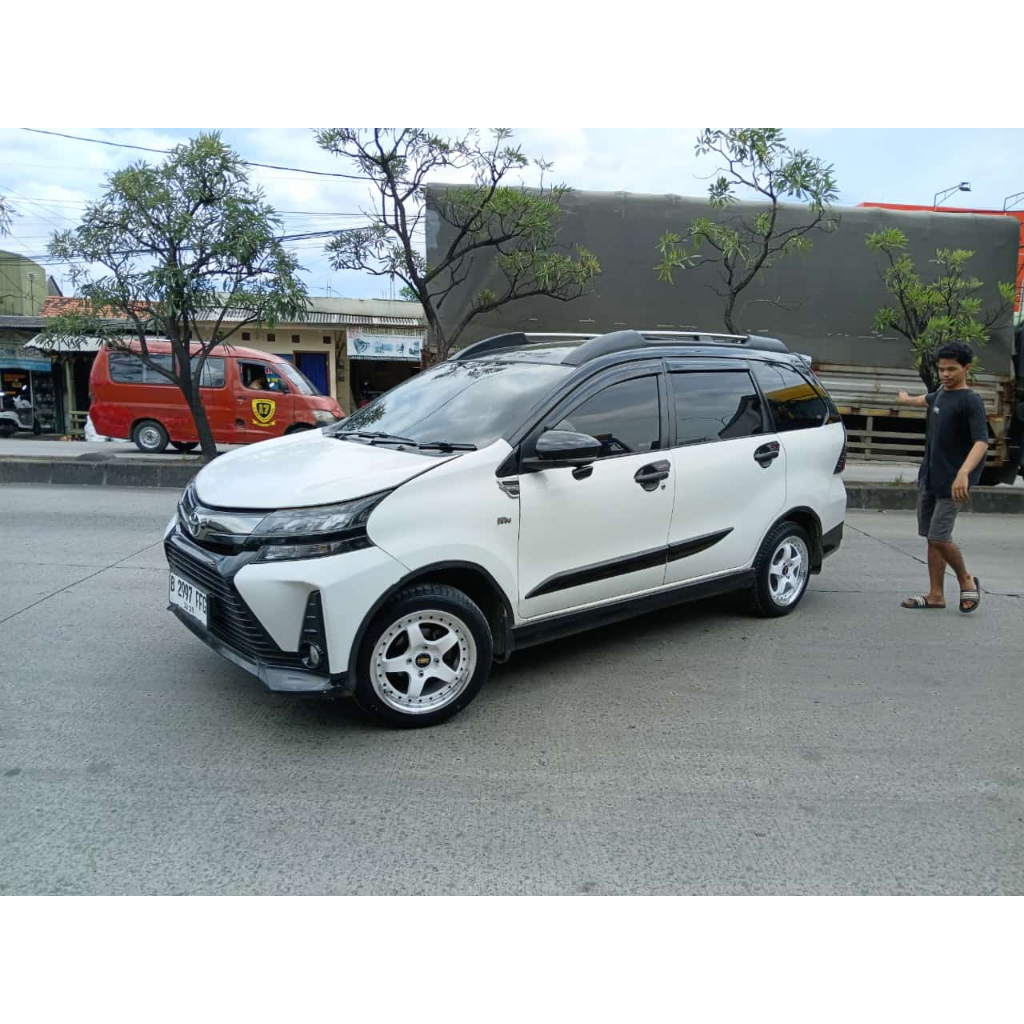 PAKET VELG PLUS BAN ACCELERA 205 55 R16 UNTUK MOBIL AVANZA USE VELG HSR BOB RING 16