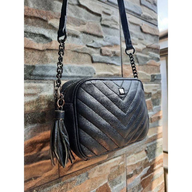 Slingbag Hitam MCLANEE - TAS PRELOVED BRANDED ORIGINAL