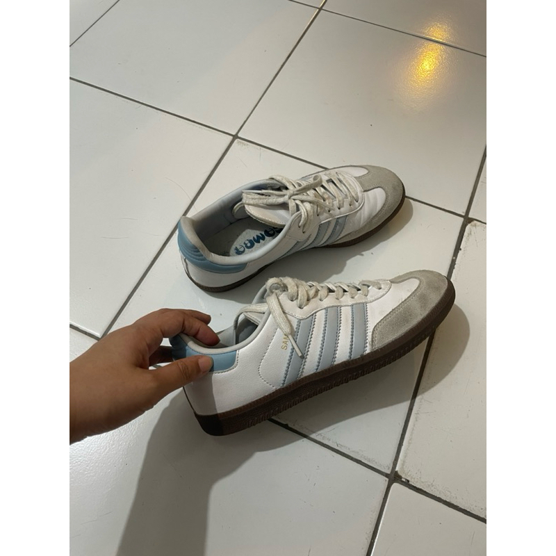 adidas samba light blue