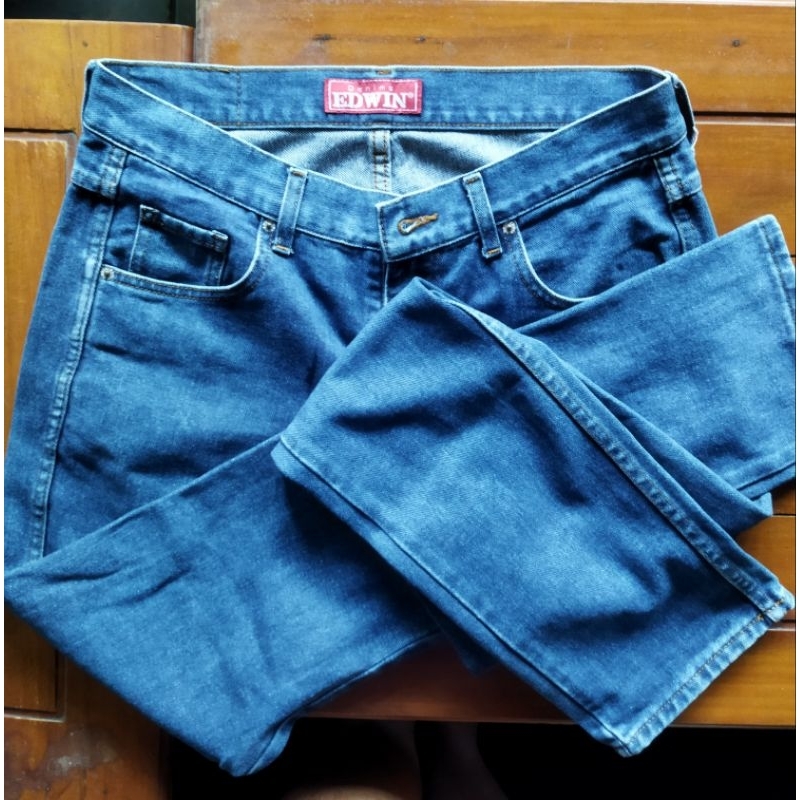 Celana jeans EDWIN