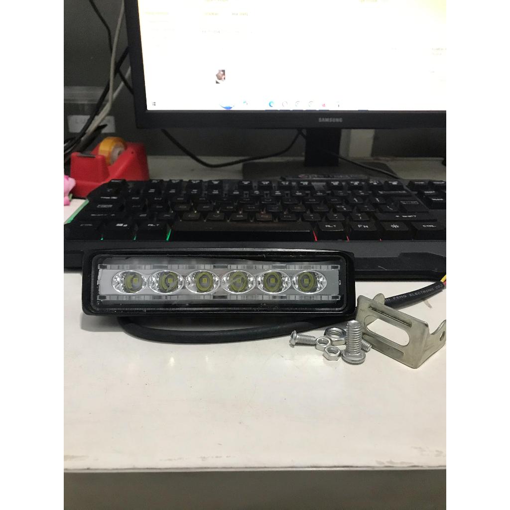 Lampu Tembak Sorot 6 Mata LED Bar Cree 6 Titik Flash CR7 Strobo