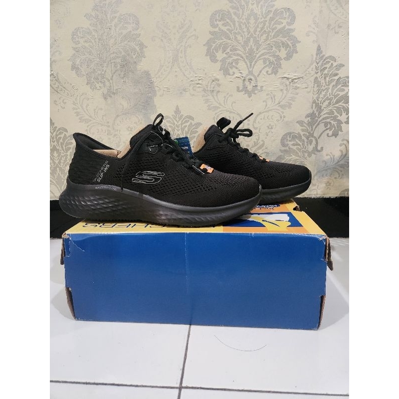 Skechers Slip Ins Full Black
