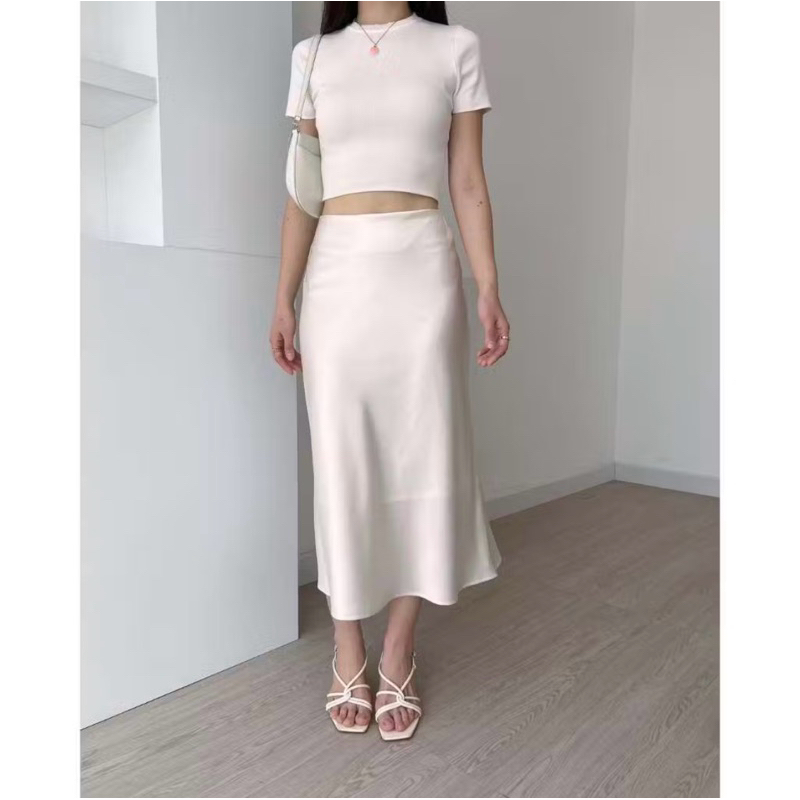 PRELOVED Oudre Yoojung Skirt Midi Satin Skirt