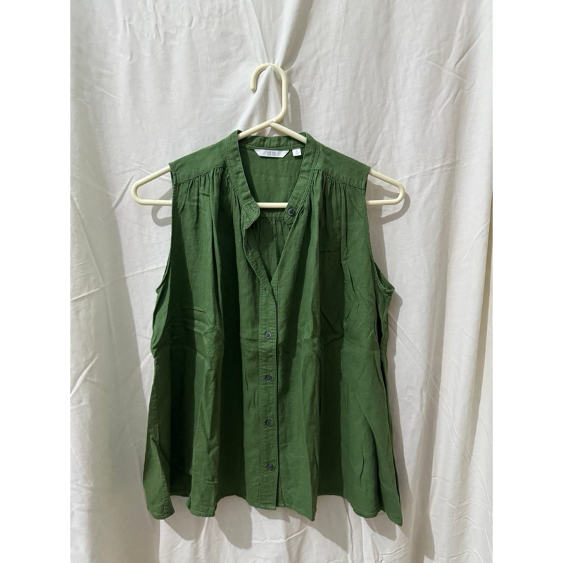 PRELOVED Second JUAL Atasan Wanita Uniqlo Green Sleeveless Blouse Women size M