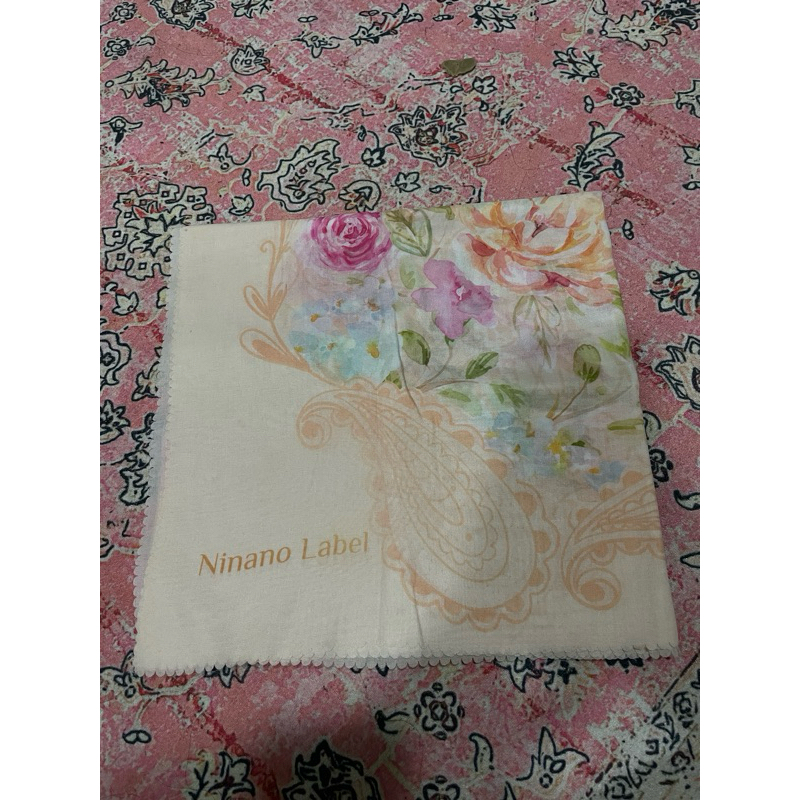 hijab segiempat ninano label