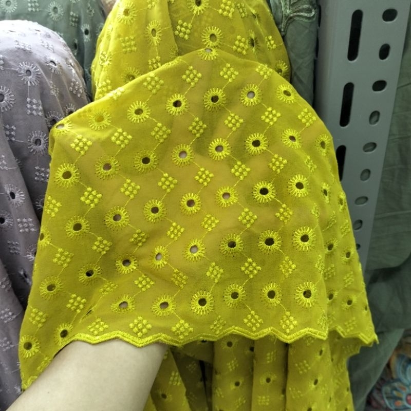 bahan kain ceruty bordir motif garmen/kain sifon bordir antik import