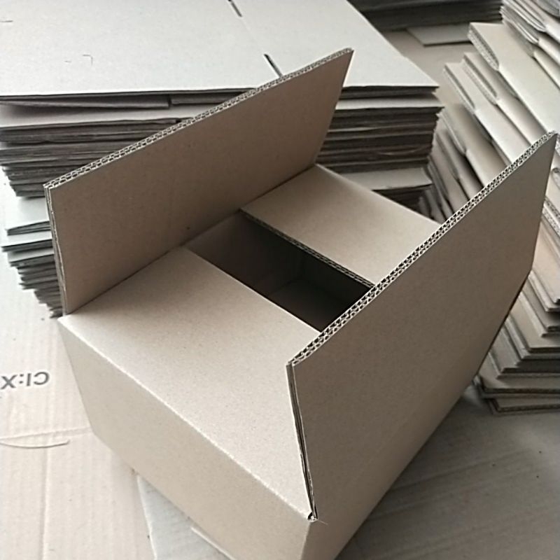 

Box double wall uk 26,5 x 20,3 x 13