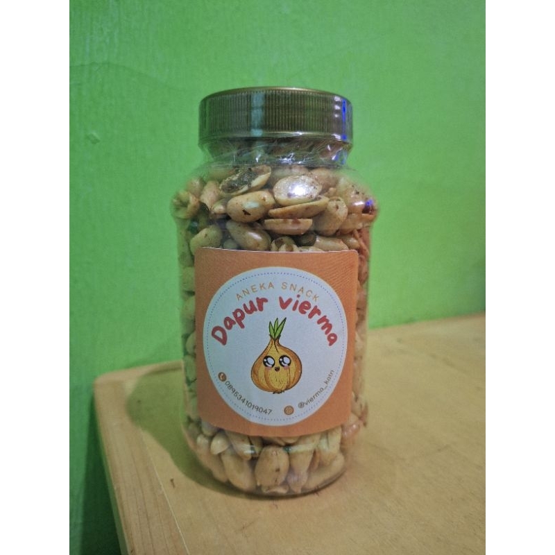 

Kacang Goreng Bawang Putih