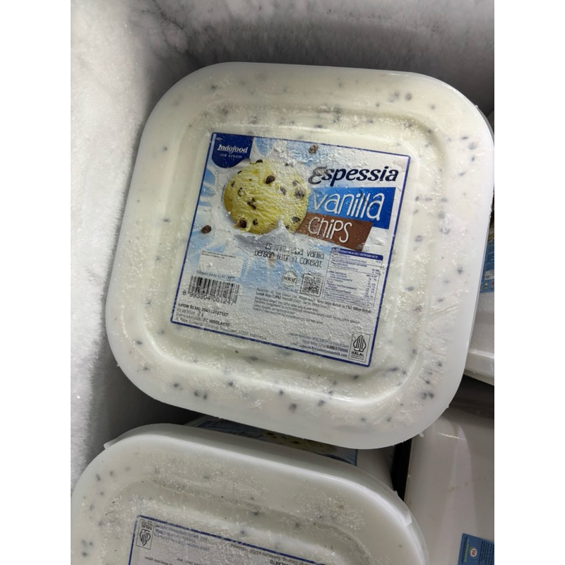 

INDOESKRIM ES KRIM ESPESSIA VANILLA CHOCOCHIP SPESIA