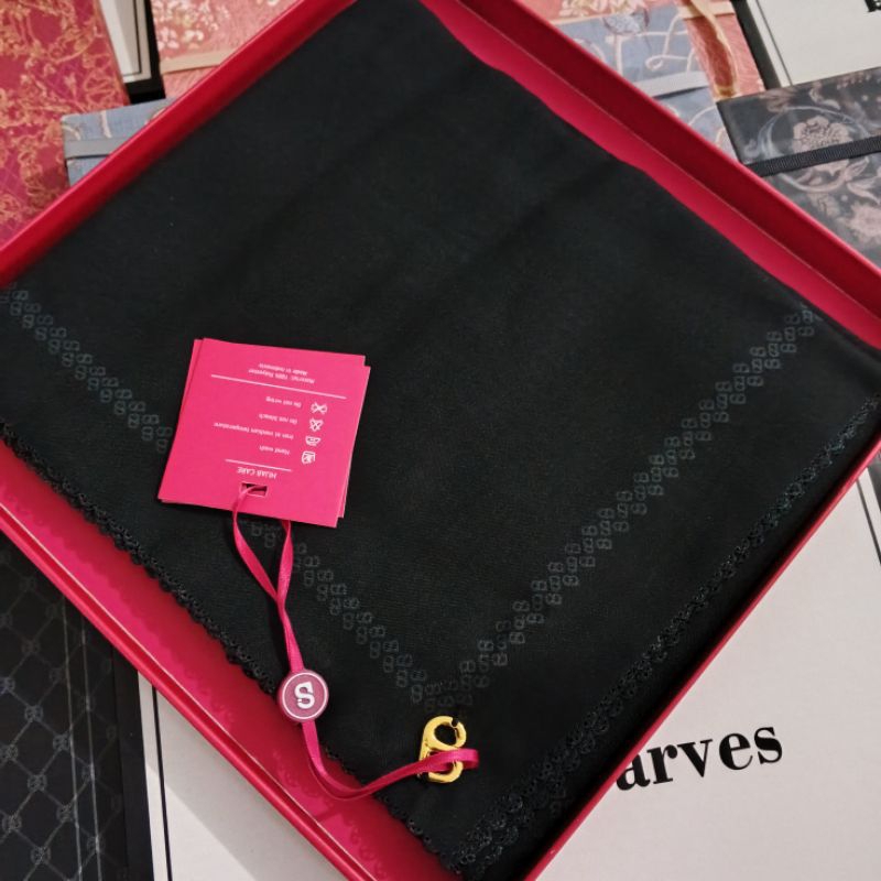 BUTTONSCARVES TODAY SCARF