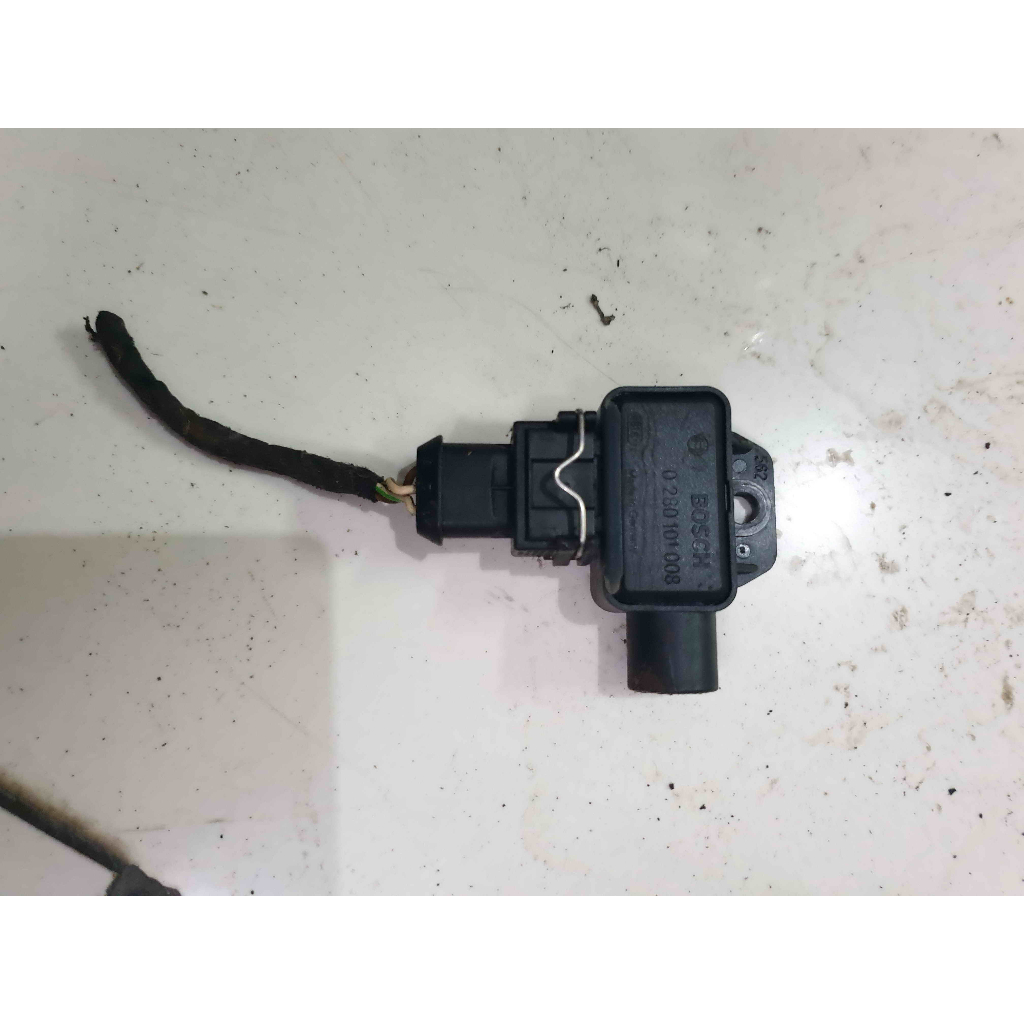 Throttle potensiometer Idle control valve Mercy Mercedes W202 C200 C180