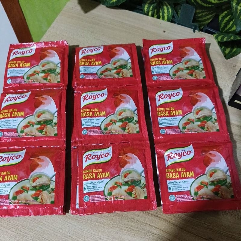 

Royco bumbu kaldu rasa ayam dan sapi 8gx12