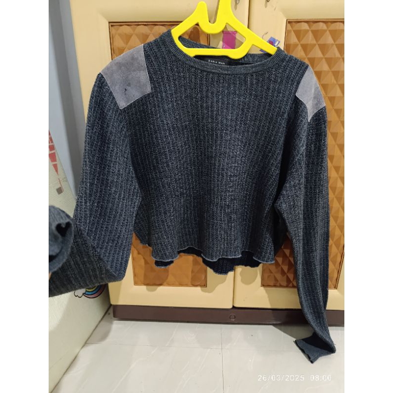 PL Hoodie Sweater Crop ZARA size L