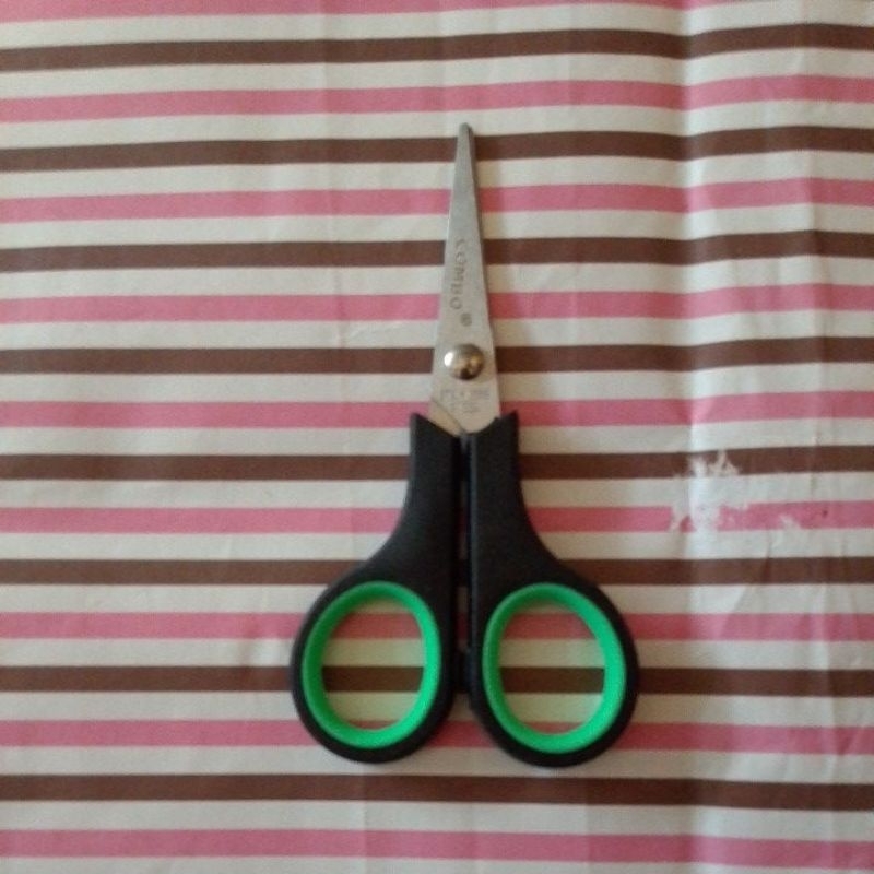 

gunting basic ukr biasa