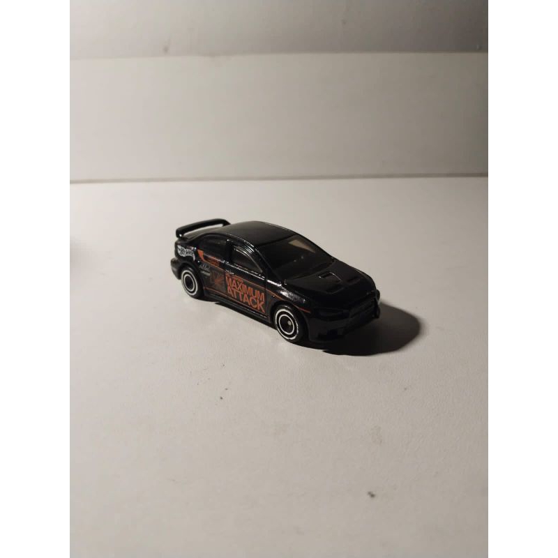 Hot Wheels  Mitsubishi Evolution Lancer Custom (Ban Karet) Loose