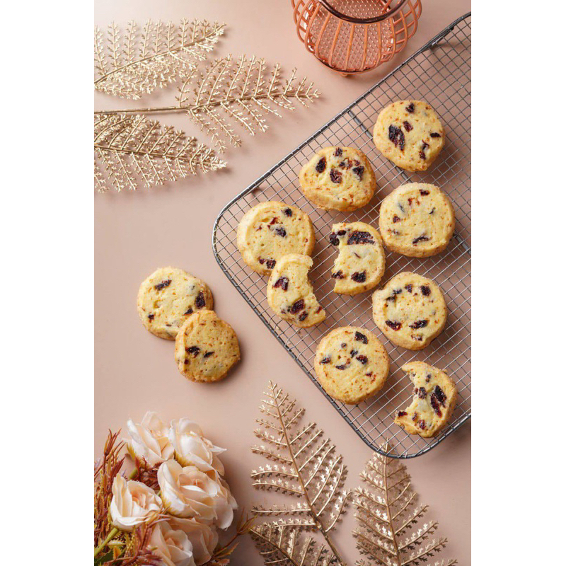 

cranberry cheese cookies