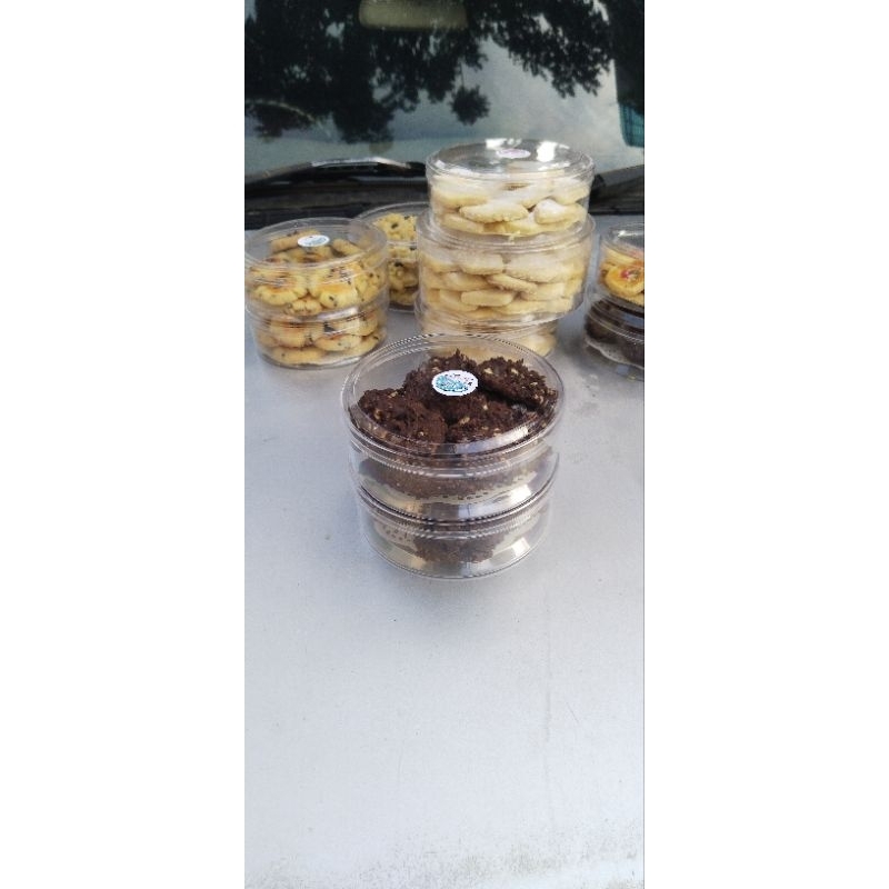 

Kue kering coklat