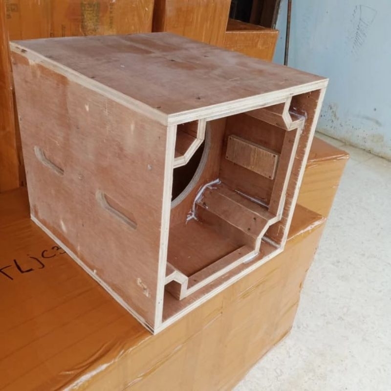 BOX SPEAKER 12 INCHI MODEL PLANAR BREWOG