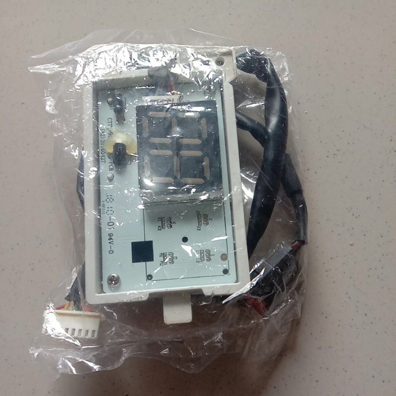 Ir sensor display indoor AC merk Midea model ASW-07A4 FHR1