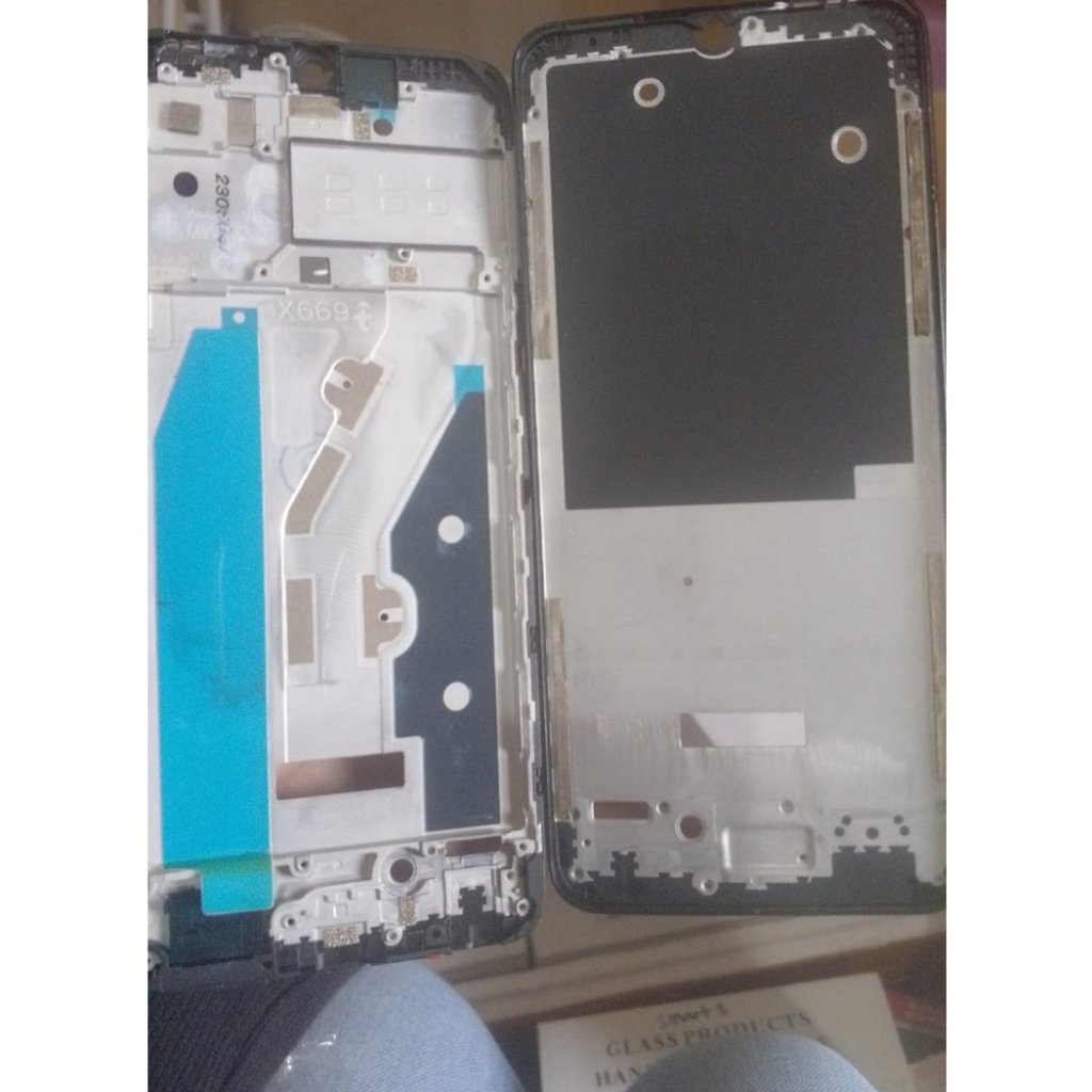 TATAKAN LCD INFINIX HOT 30I