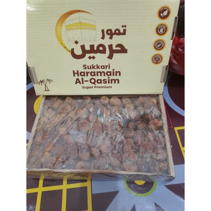 

Kurma Sukkari Al Qasim Alharamain Super Premium 3kg