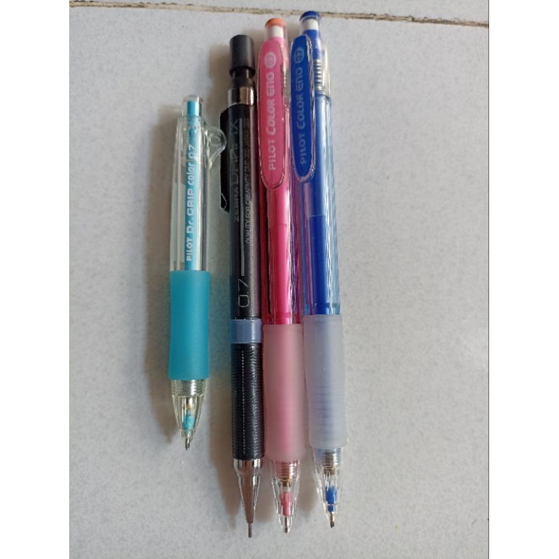 

Prelove Mechanical Pencil / Pensil Mekanik 0,7 mm