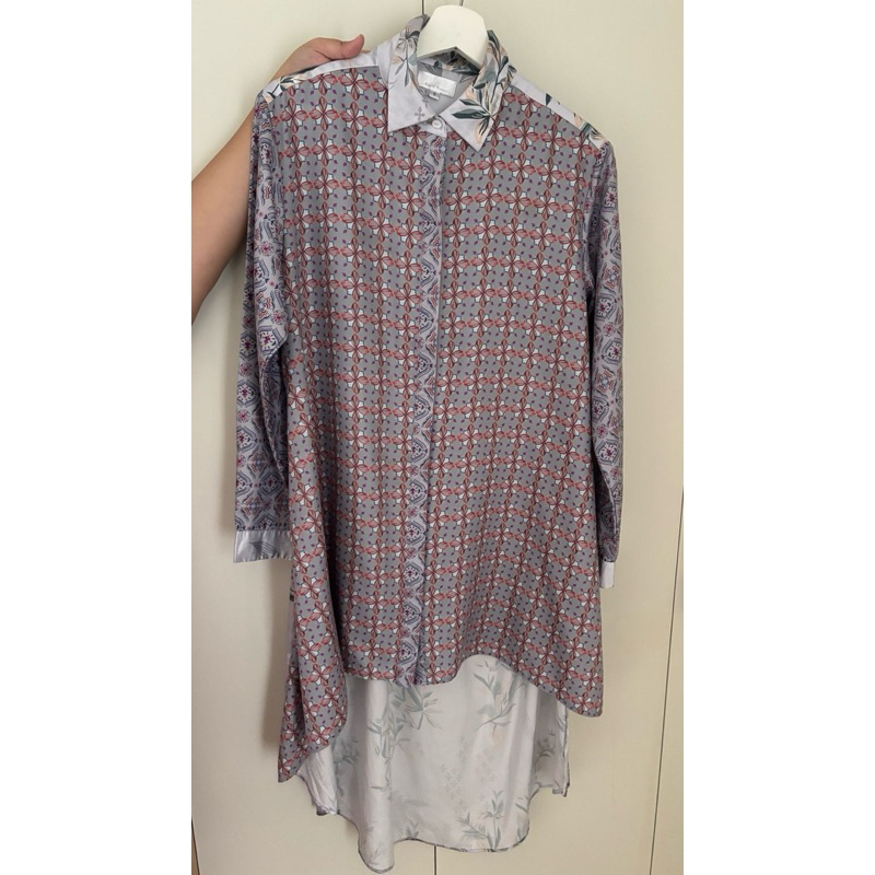 Heart troops Senara Shirt (Preloved like new)