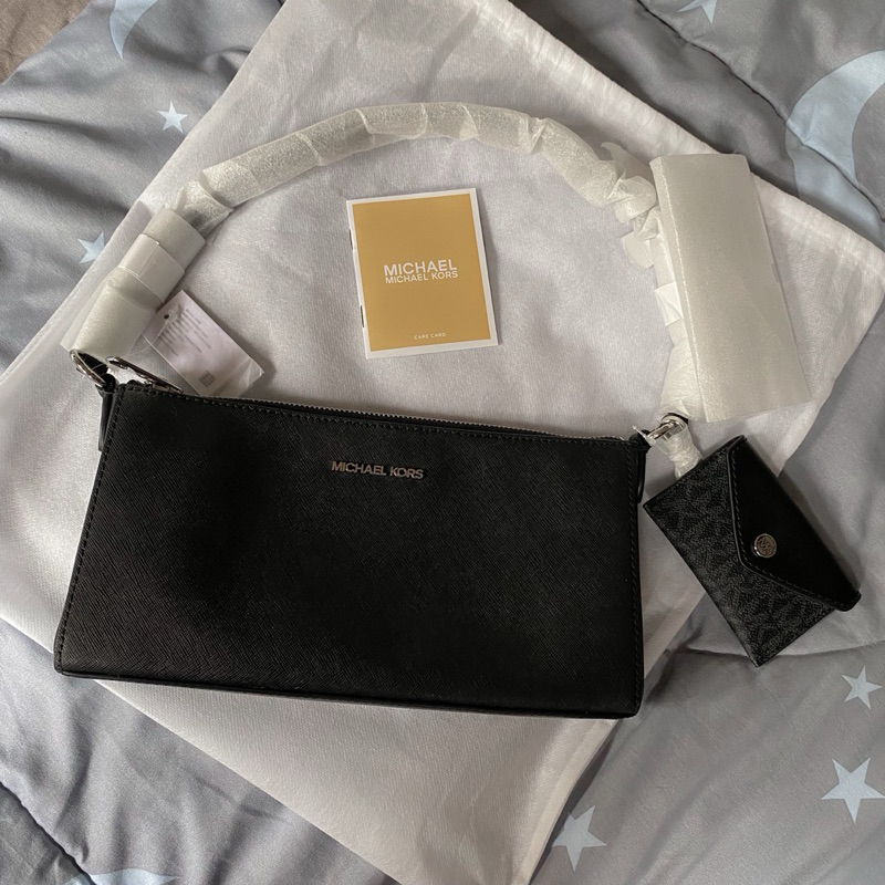 Michael Kors Vincent Medium Pochette Bag With Card Case Authentic